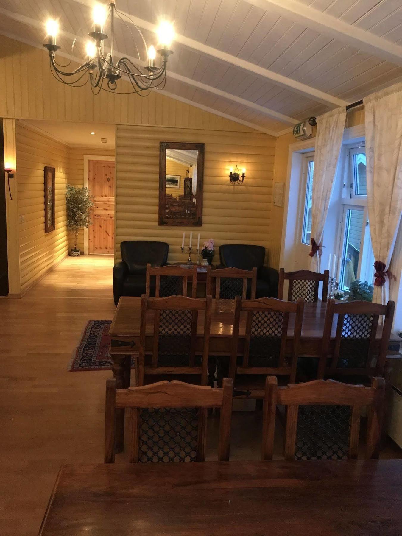 Gjestegård 3* Lyngseidet
